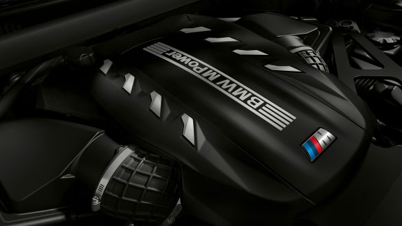 High-Performance M TwinPower Turbo 8-Zylinder Benzinmotor