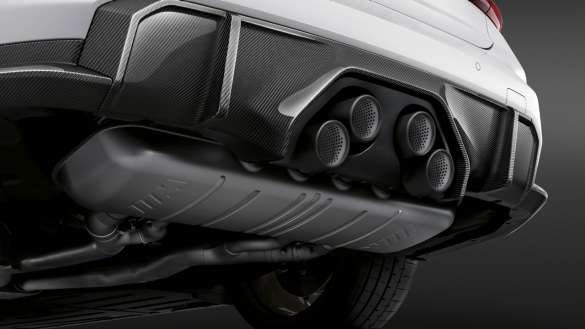 BMW M3 Limousine G80 2020 M Performance Schalldämpfersystem Titan Nahaufnahme
